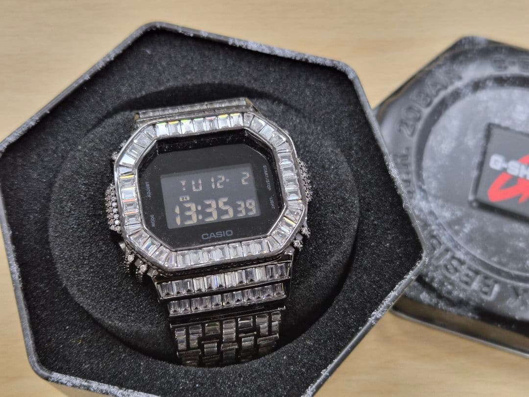 【美品】CASIO G-SHOCK ジルコニアカスタム DW5600 デジタル