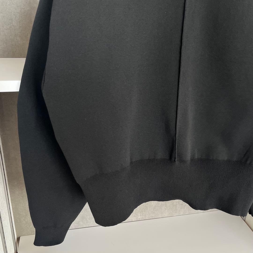 アダムエロペ　シャツ襟付きカーディガン　ブラック　金ボタン　長袖　クルーネック黒