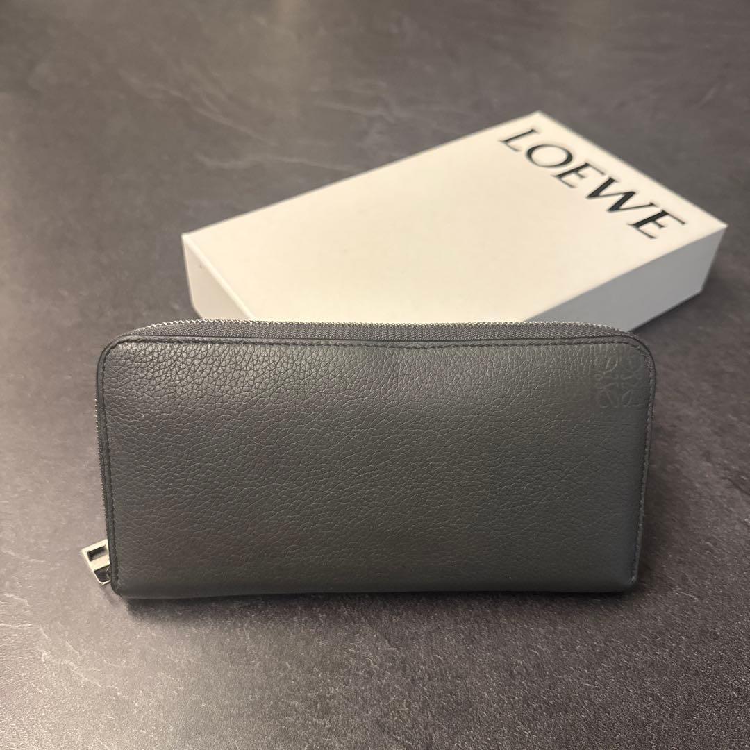LOEWE ジップアラウンド ウォレット (ソフトグレインカーフ)
