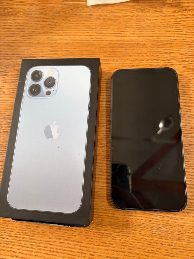 完動品　Apple iPhone 13 Max Pro 1TB 本体