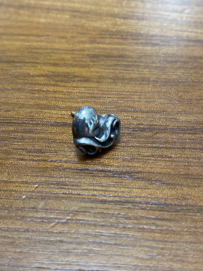 クロムハーツ　片耳用ピアス　ハート