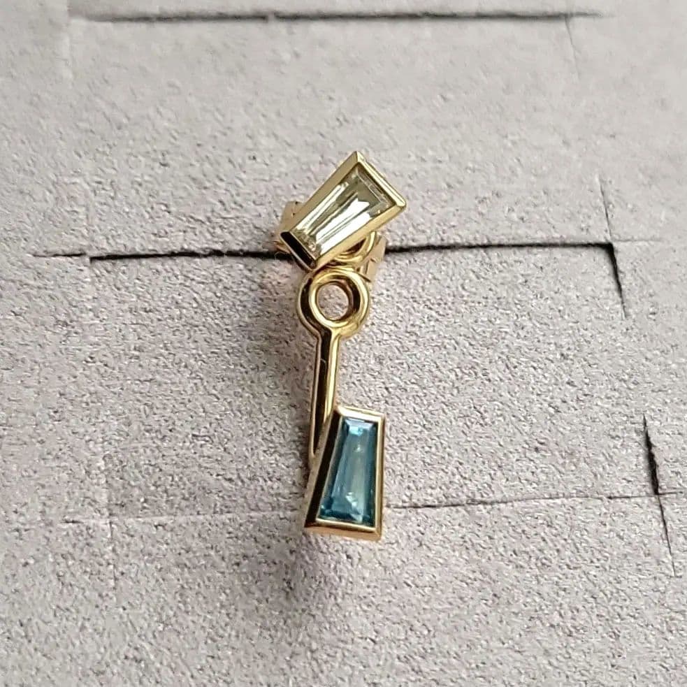 ete　片耳ピアス　ゴールド　SV925　K18ポスト　キャッチ　キュービック