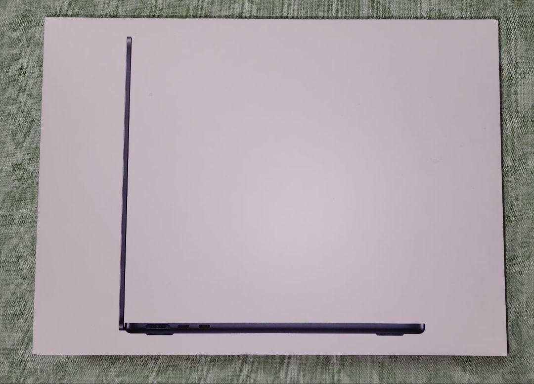 MacBook Air M2 ミッドナイト 2022 13インチ　美品