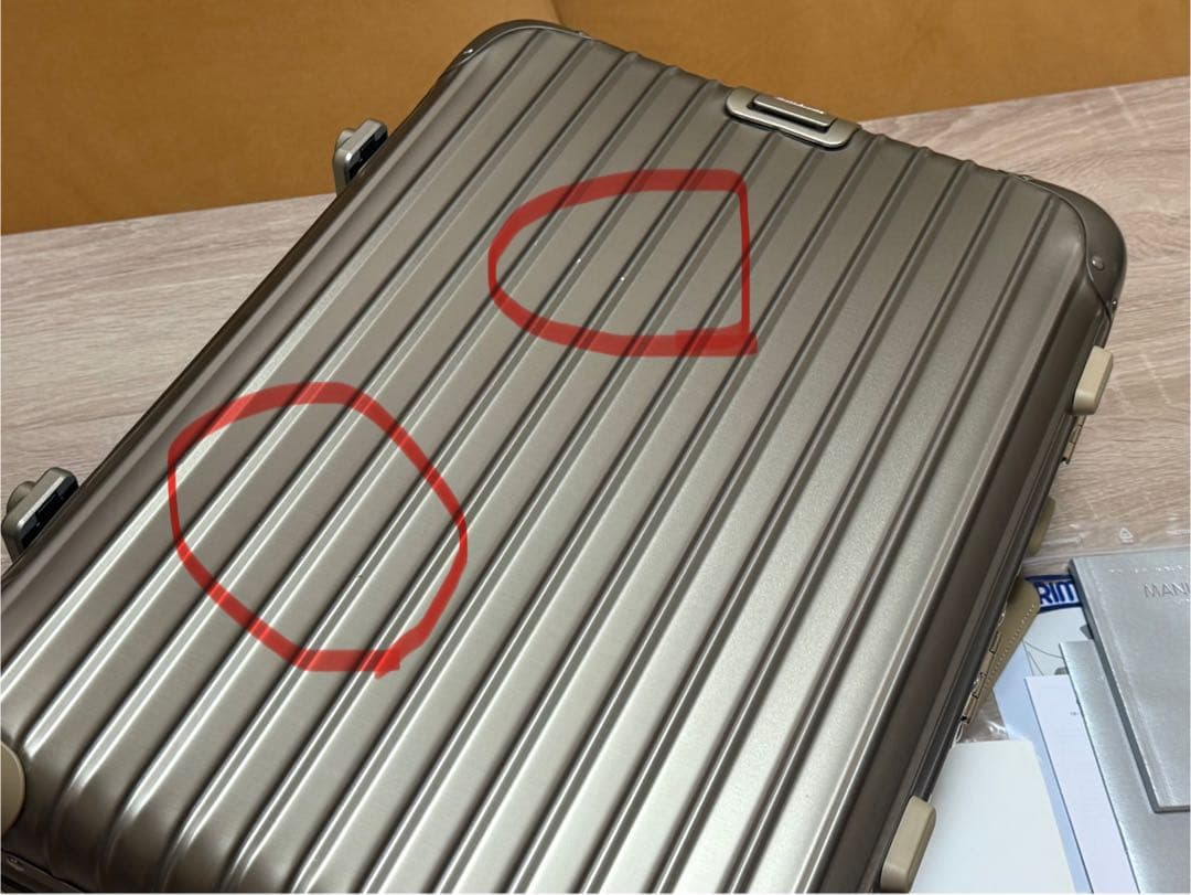 一回使用 リモワ トパーズ チタニウム 35L 機内持ち込み 超美品