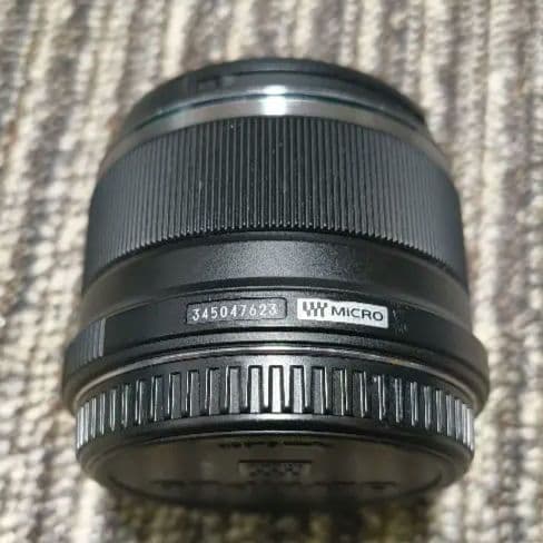 OLYMPUS M.ZUIKO DIGITAL 25mm f/1.8レンズ