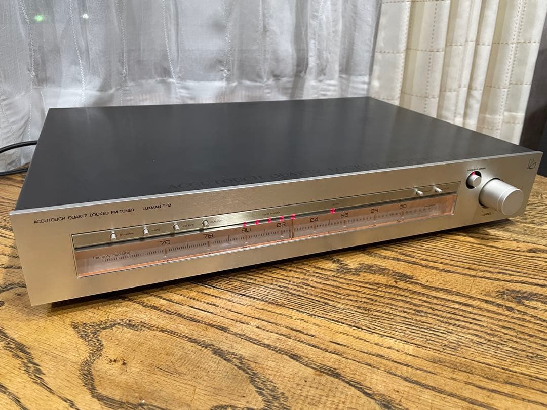 LUXMAN T-12 FMチューナー