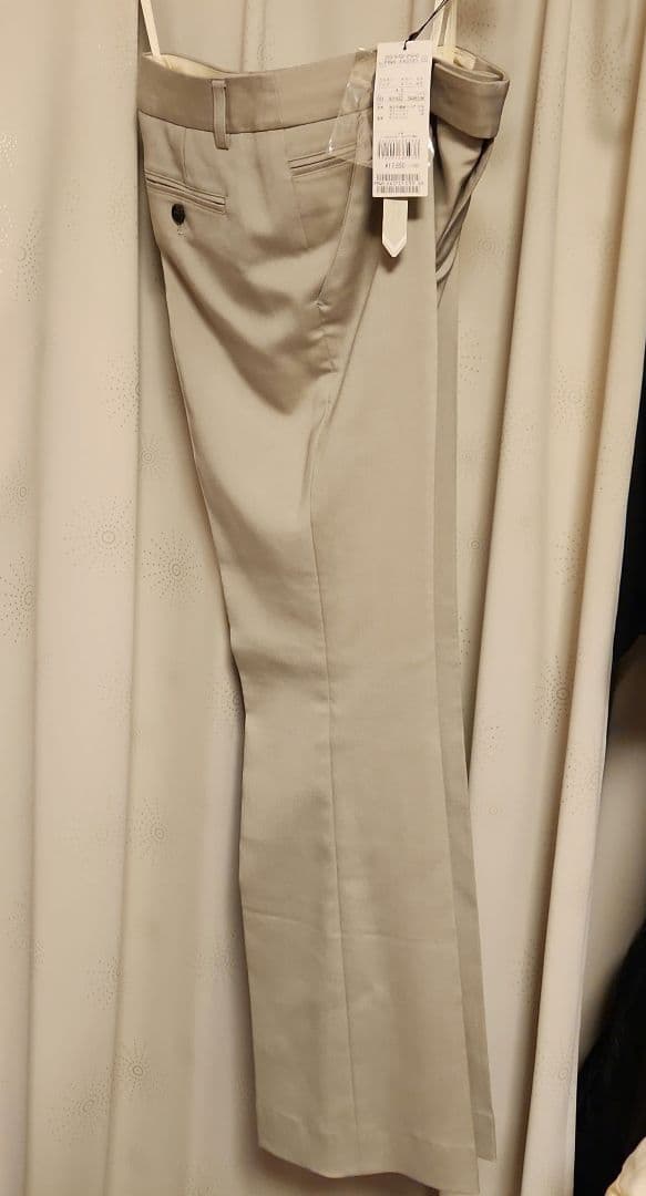 新品タグ付き！23区　パンツスーツセットアップ　L　グレージュ　美シルエット