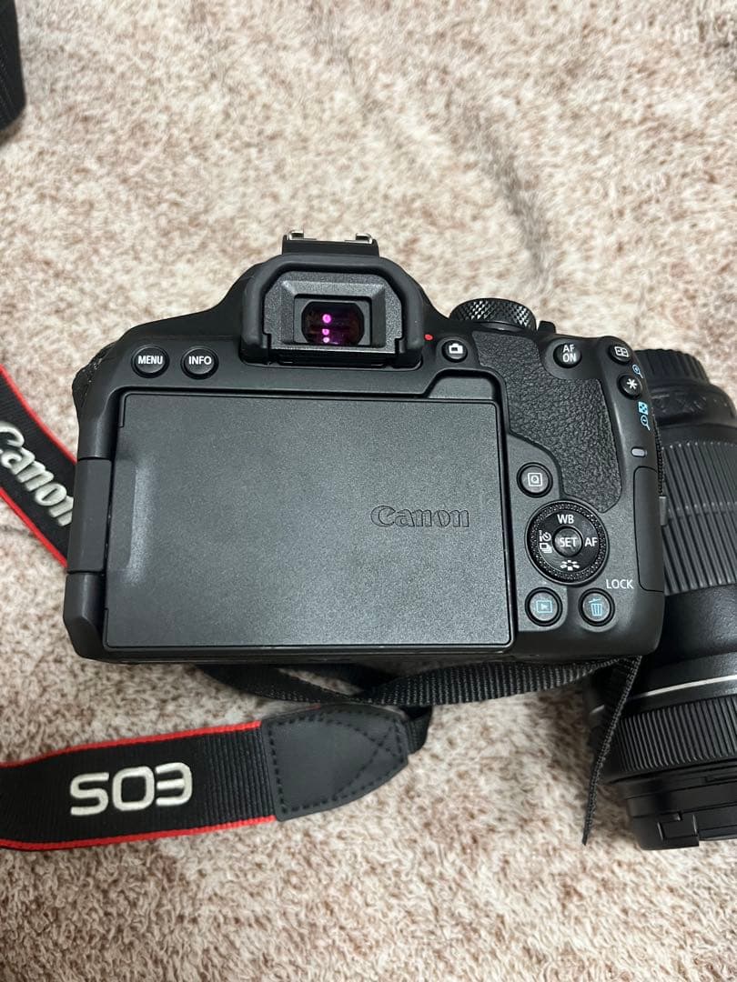 Canon EOS Kiss X10i レンズ2本付き